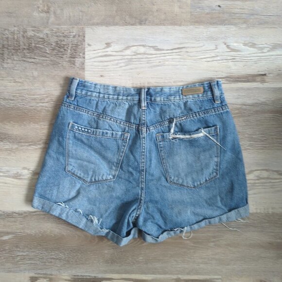 Blank NYC High-Rise Distressed Denim Shorts - Picture 3 of 5